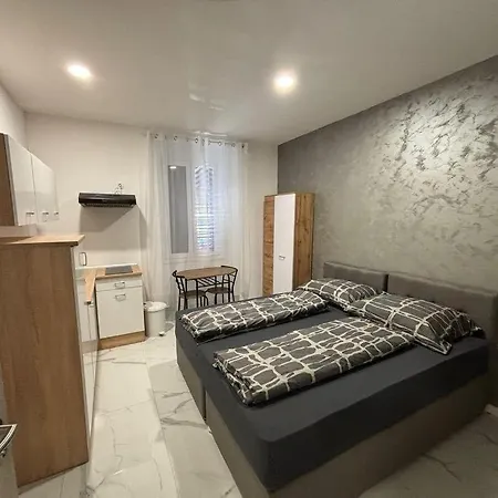 Apartment Near City Centar Rijeka Exterior photo